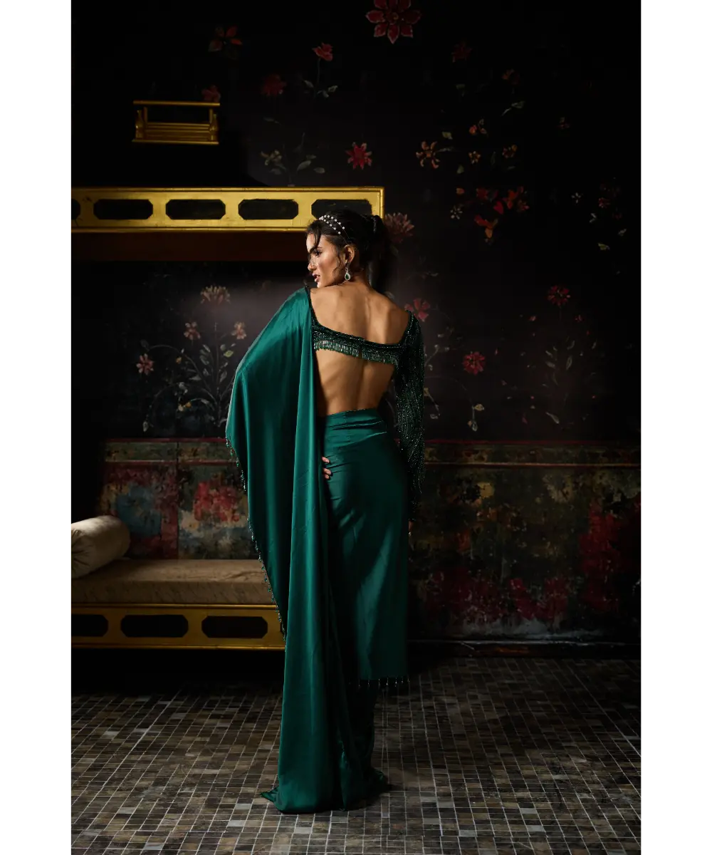 DIYARAJVVIR - EMERALD GREEN EMBELLISHED DHOTI SKIRT SAREE SET